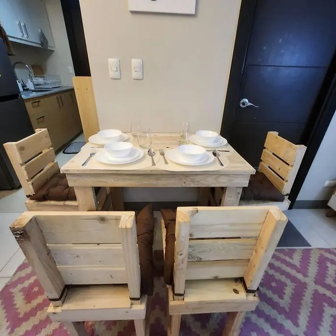 Chic 1Br Apartment In Bgc. Manila 0*,  Filipíny